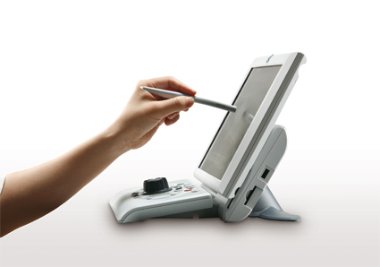 Einfache Bedienung durch Touchpen und Multifunktionsknopf